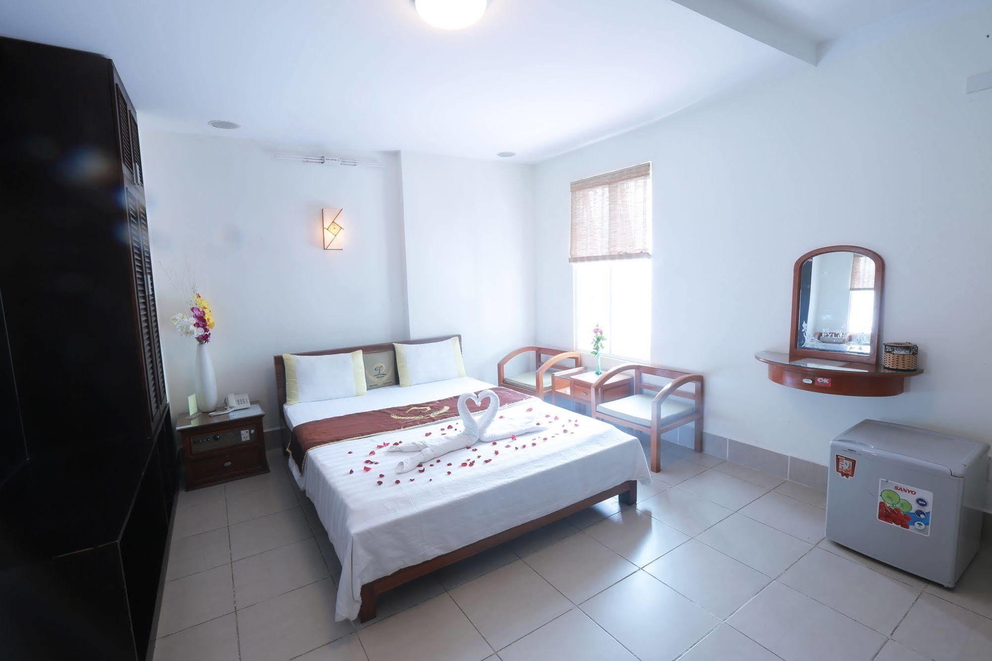 Pylos Hotel Ho Şi Min Dış mekan fotoğraf