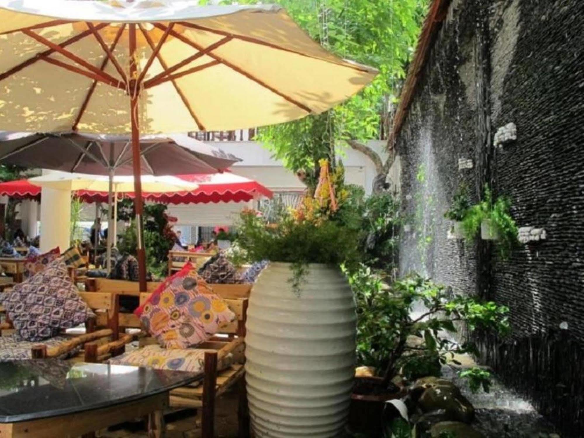 Pylos Hotel Ho Şi Min Dış mekan fotoğraf